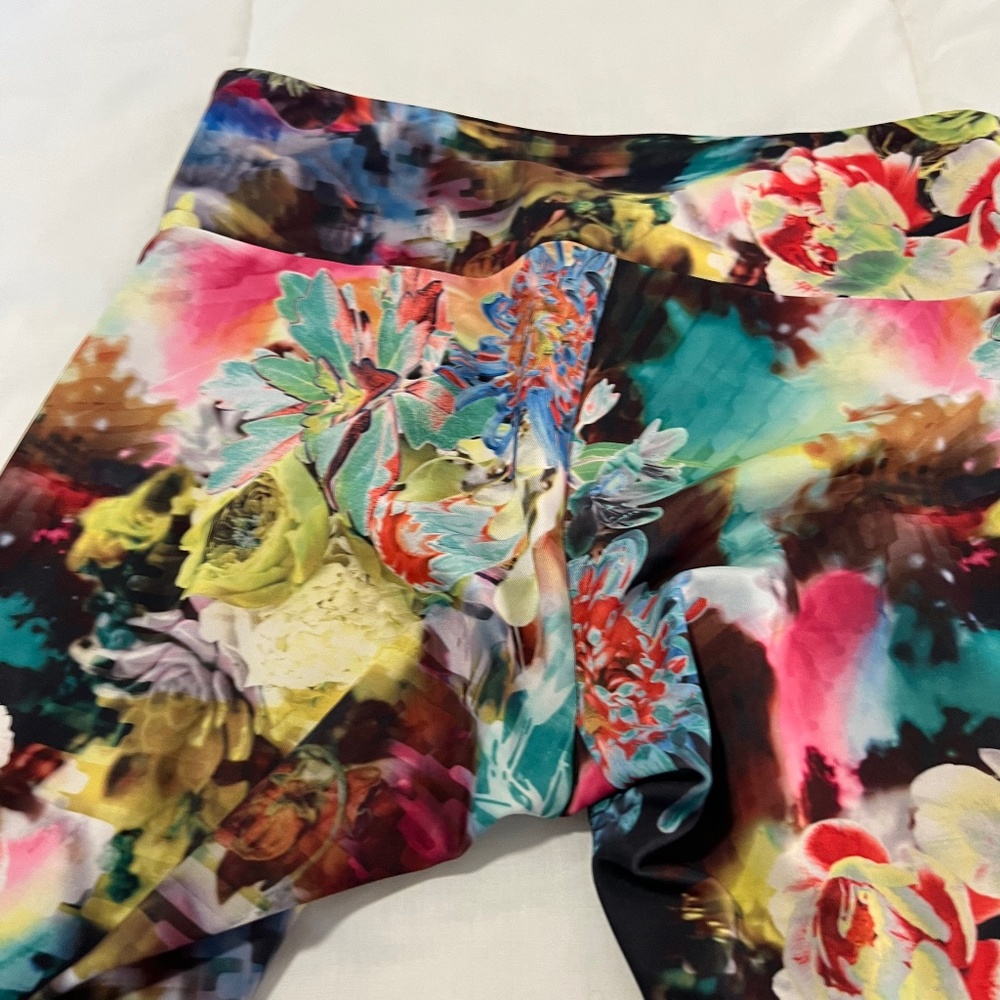 ONZIE leggings